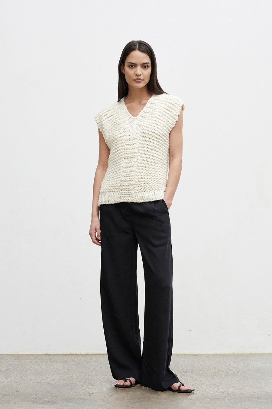 MAYDI HAND KNITTED PULL VEST WITH FRING（Marant Handmade Wool Vest 