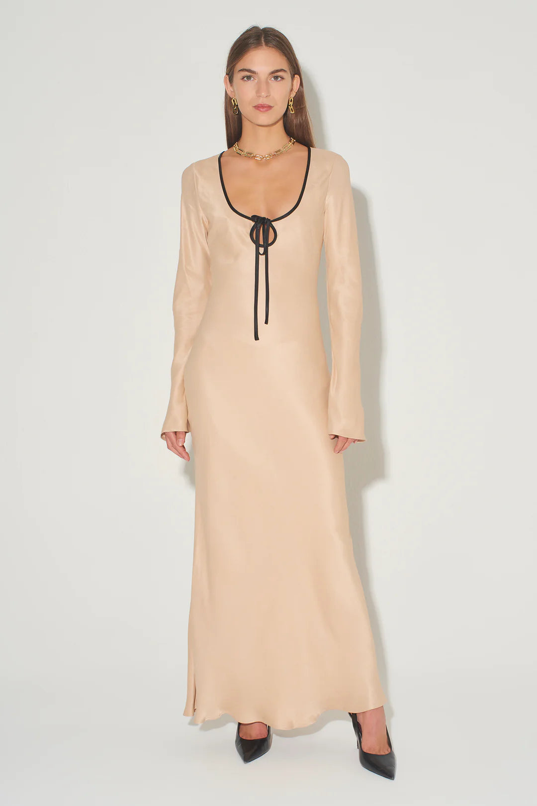 Gwyneth Long Sleeve Maxi Dress Biscotti | HANSEN + GRETEL