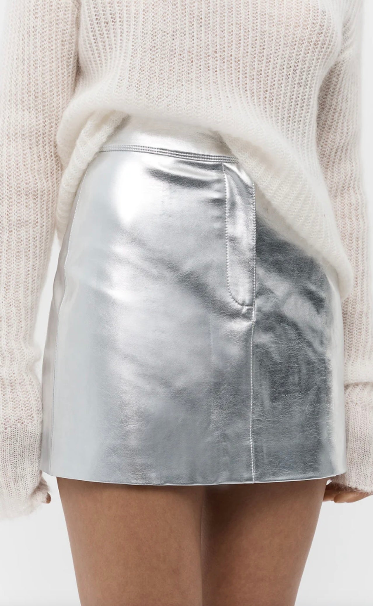 【新品未使用】シェリエ　silver leather mini skirt Musier Leather Mini Skirt SILVER | FRIEND OF AUDREY | Shop The