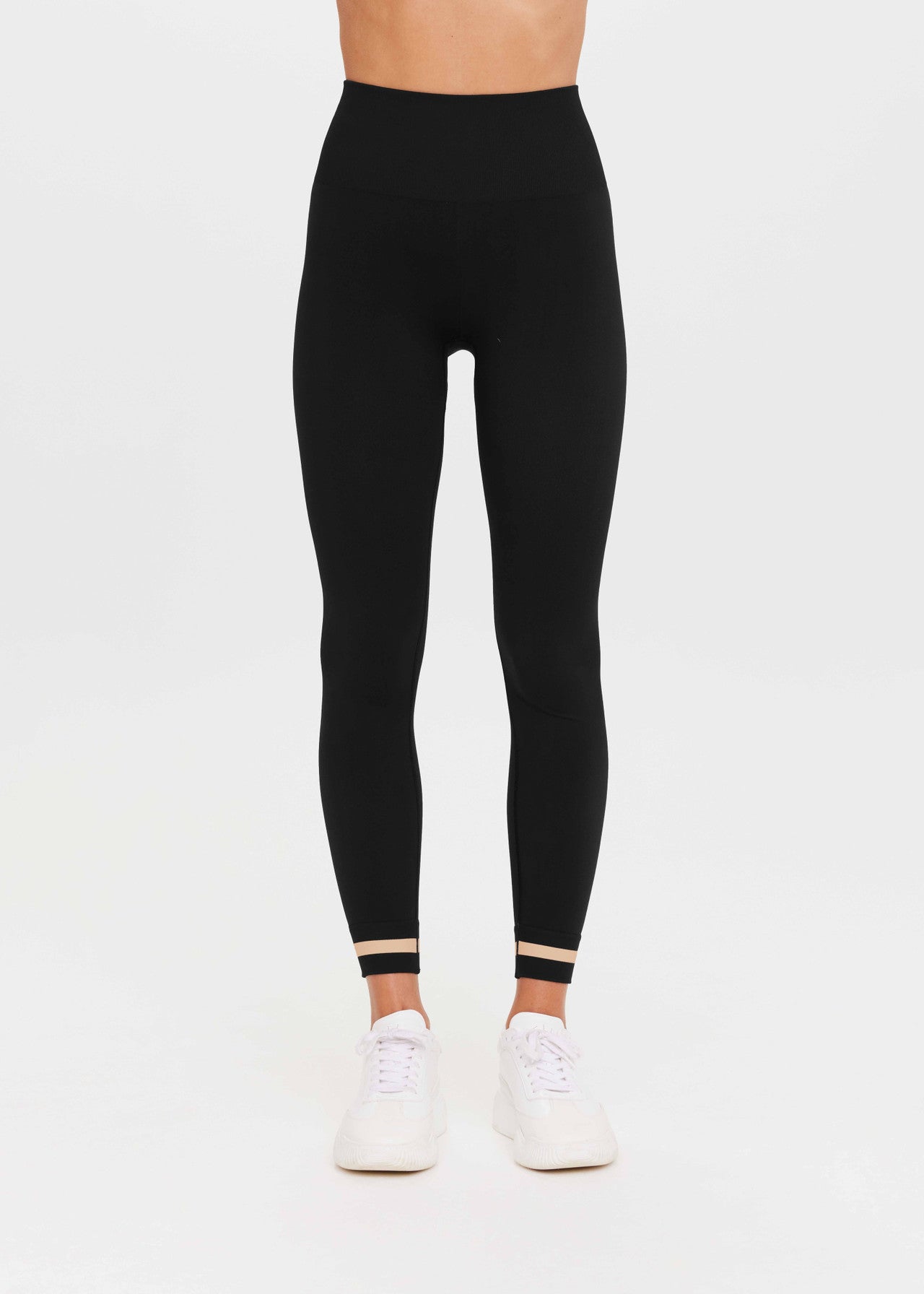 Form Seamless 25in Midi Pant BLACK | THE UPSIDE | Shop The Range Here ...